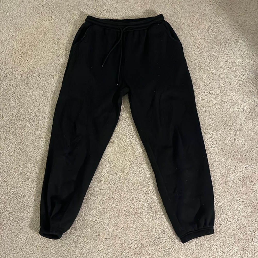 shein Black sweatpants